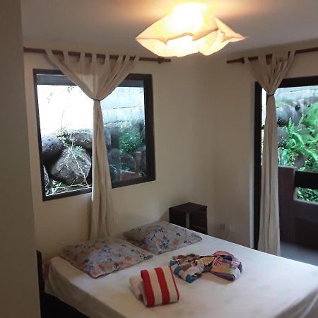 Royal Here Hotel Faaa Bagian luar foto